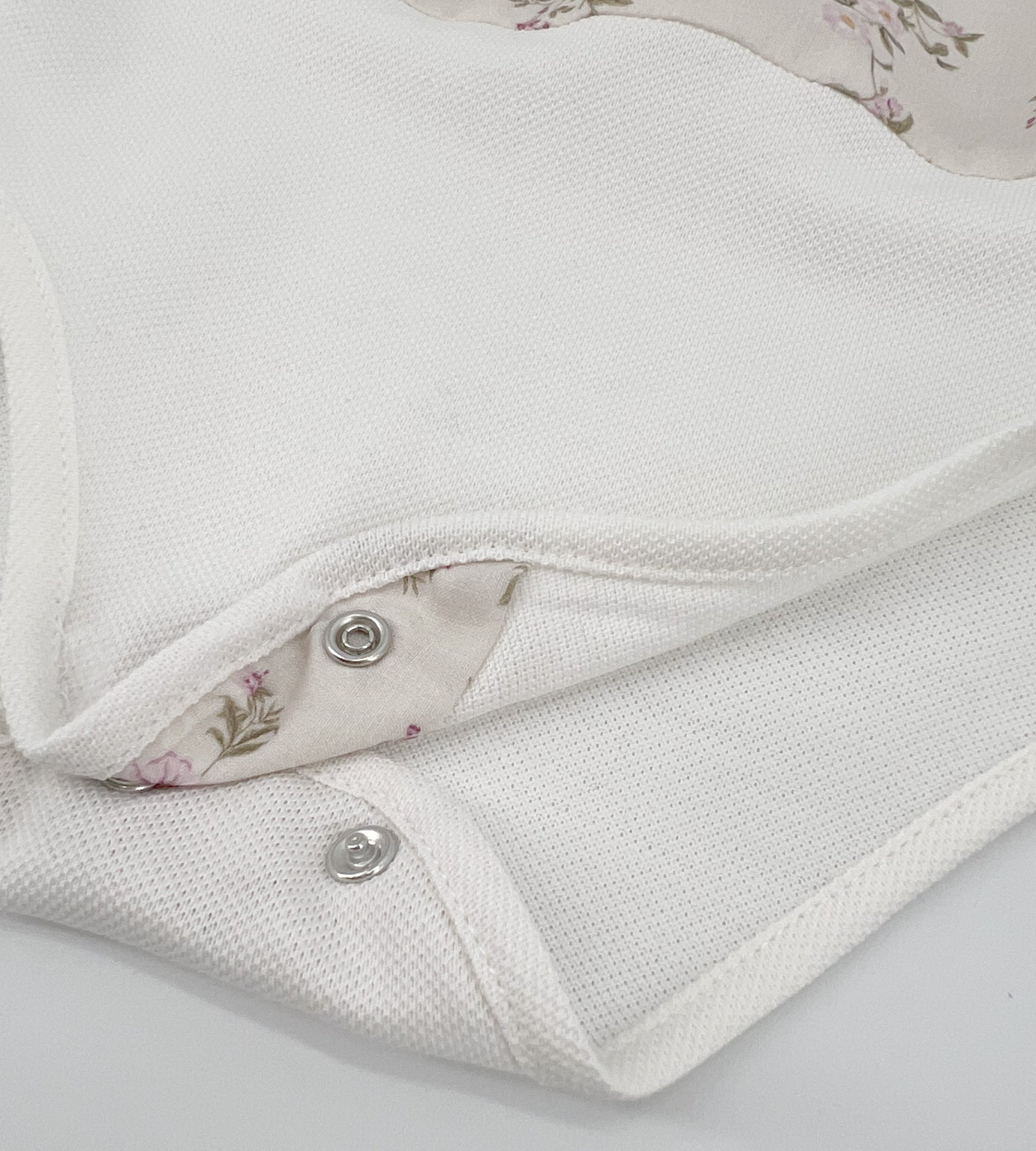 COMPLETO A FIORI CON COULOTTE ROSA