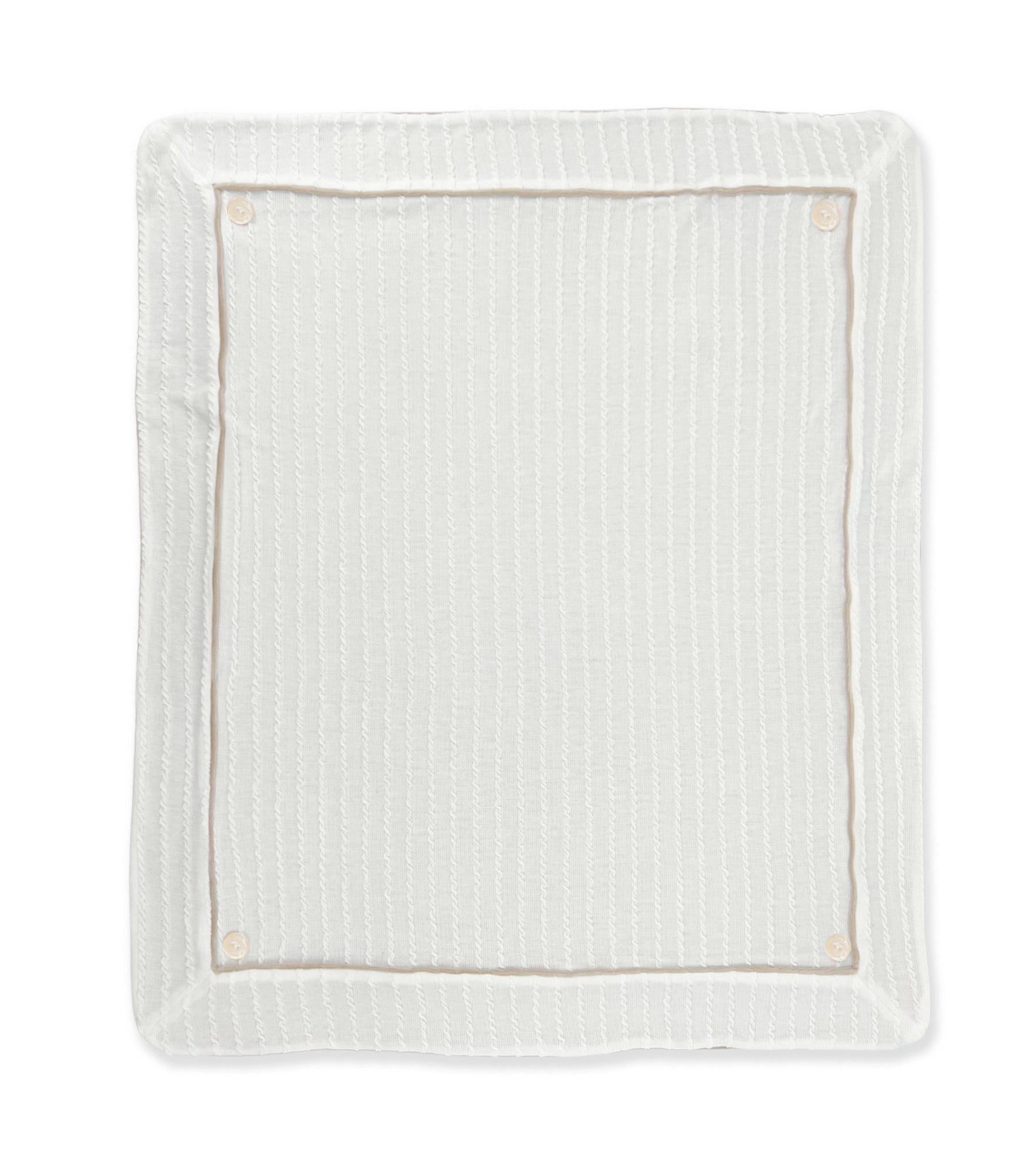 WHITE BLANKET WITH BRAIDS